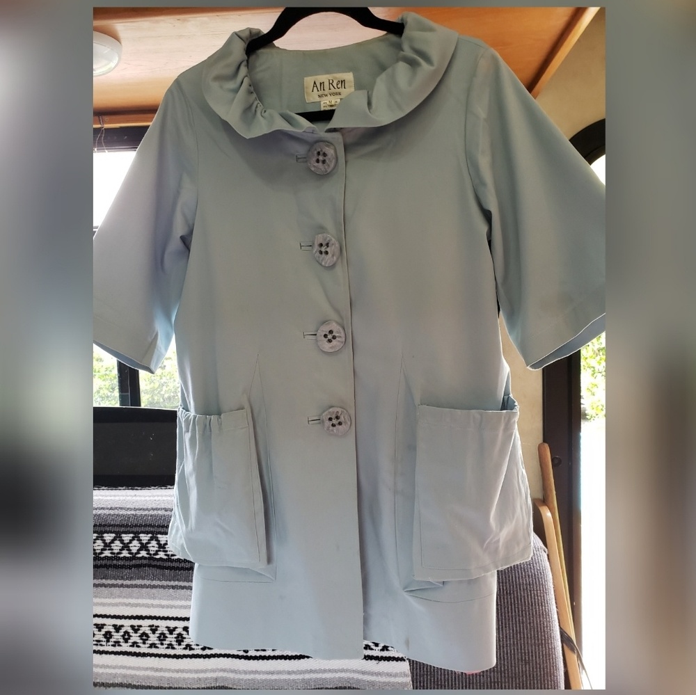 Vintage-Look Light Blue Short Sleeved Coat